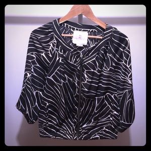 Anthropologie Hei Hei black pattern zip up Size XS